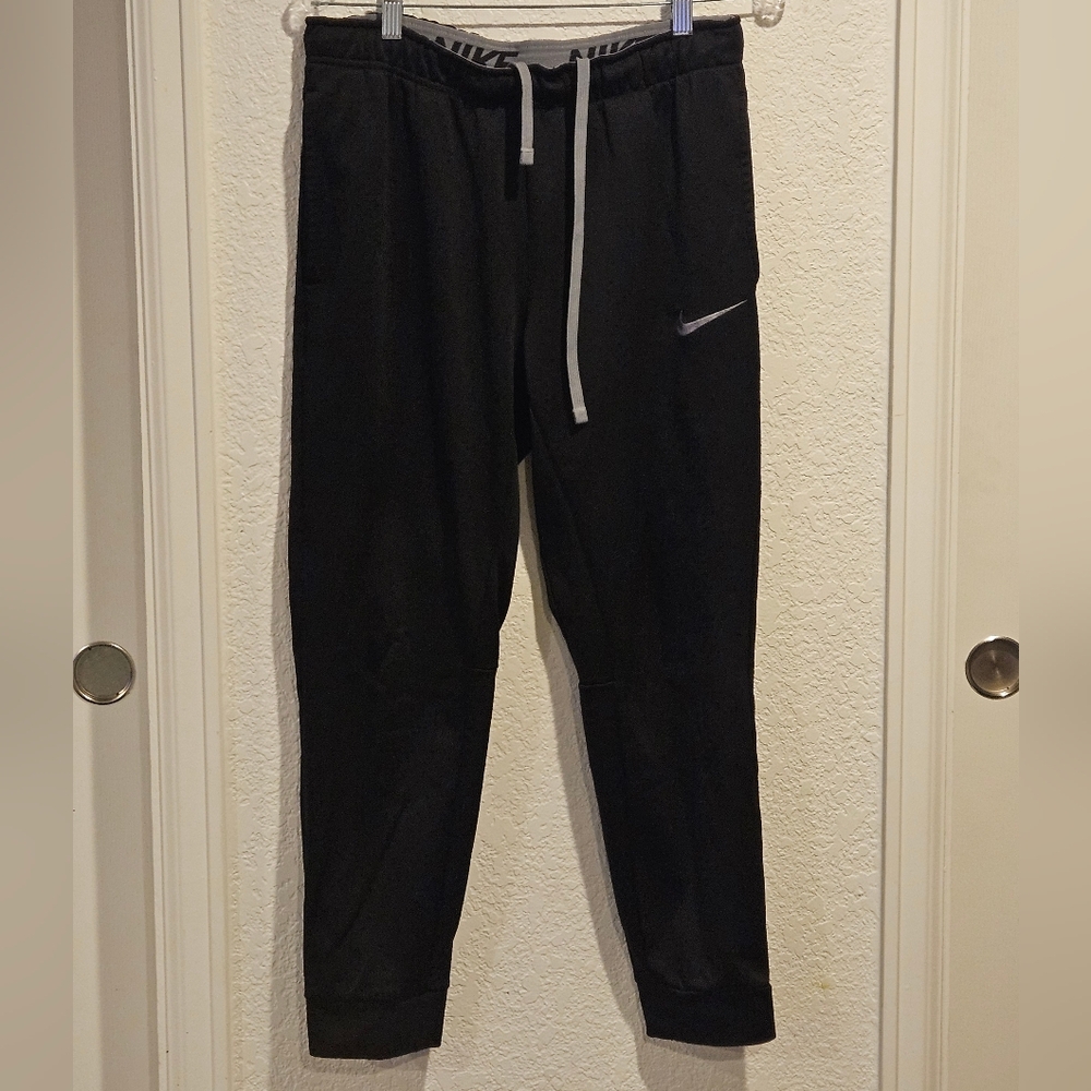 Nike Men's Black Sweatpants